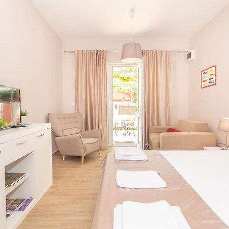 Ioannis Apartments ティヴァト エクステリア 写真