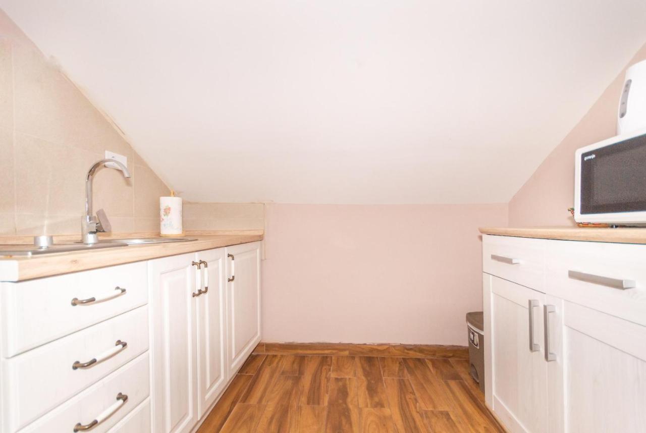 Ioannis Apartments ティヴァト エクステリア 写真